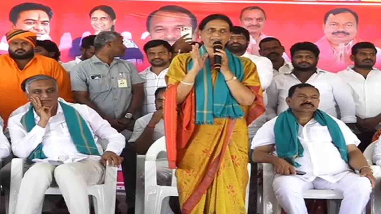 Sabitha Indra Reddy | భూములు ఎక్కడ ఉంటే అక్కడ గద్దల్లా వాలిపోతున్నారు.. రేవంత్ సర్కార్‌పై సబితా ఇంద్రారెడ్డి ఎద్దేవా