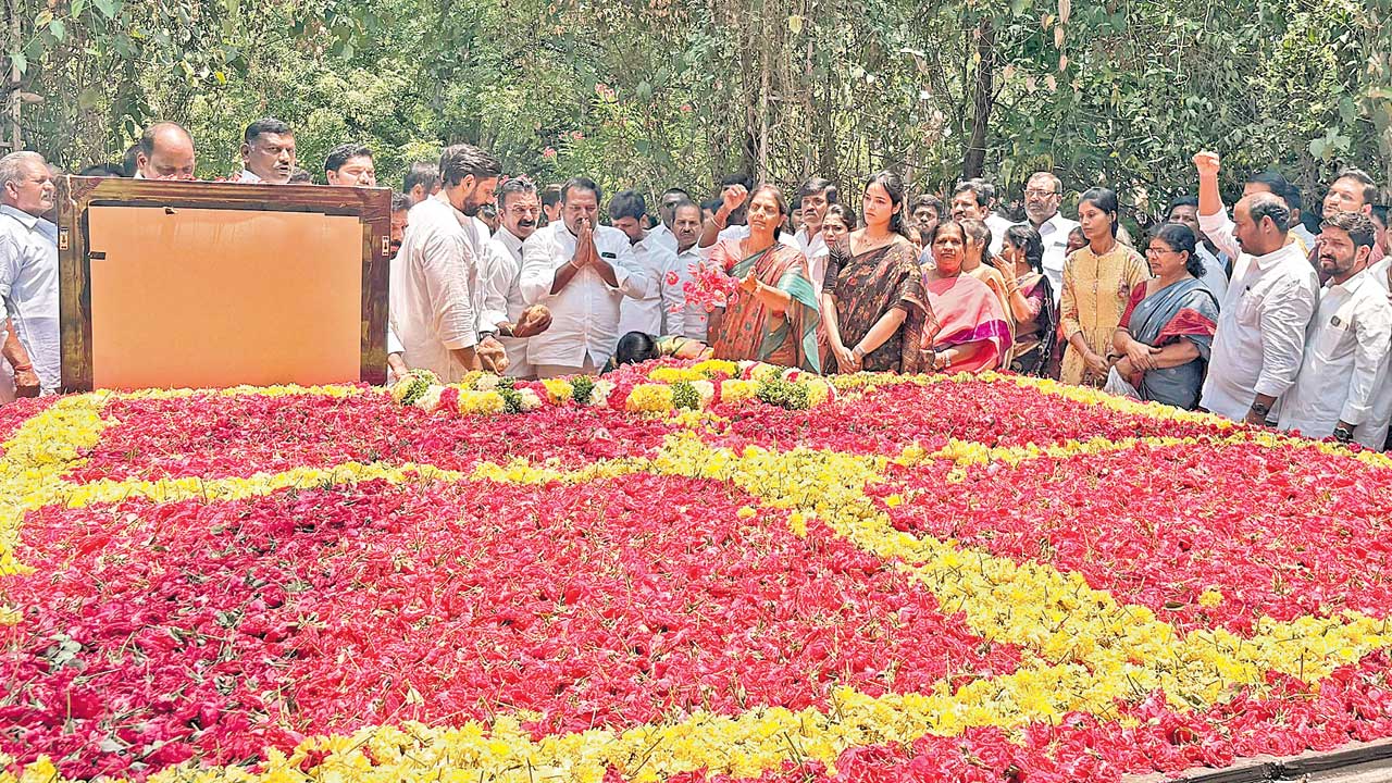 ఇంద్రారెడ్డి సేవలు చిరస్మరణీయం