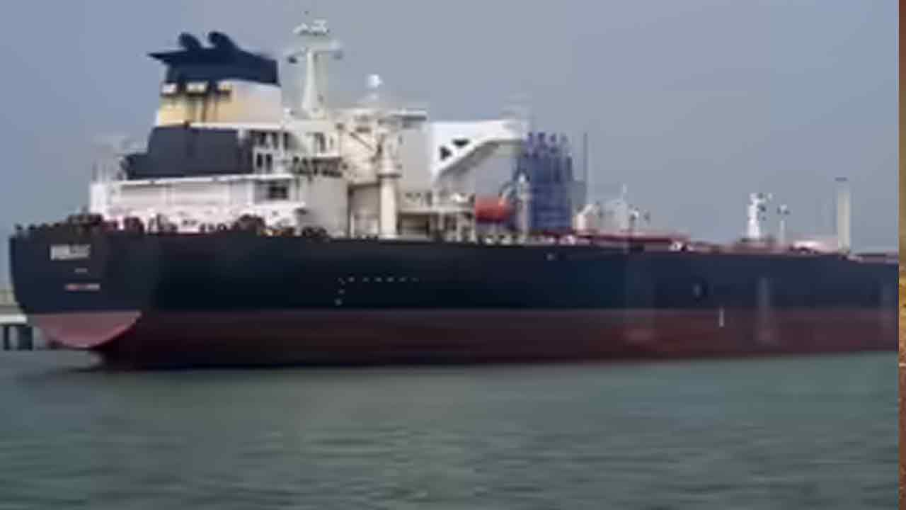 Iran war | ఇరాన్ చమురుపై ఆంక్షలను కఠినతరం చేసిన అమెరికా