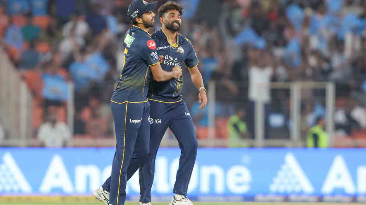 GT vs KKR | రహానే గోల్డెన్ డక్.. రెండు వికెట్లతో కోల్‌కతాను దెబ్బకొట్టిన రబడ..!