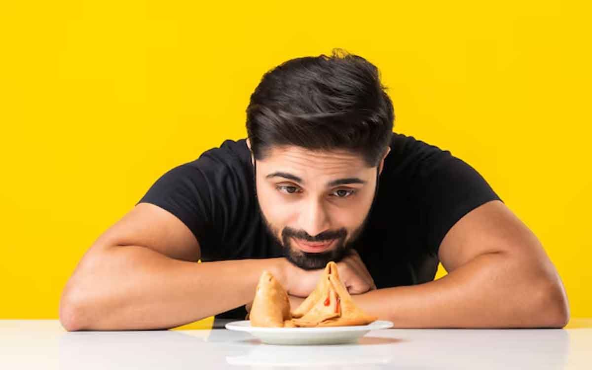 Snacks | ఏయే స్నాక్స్‌ను తింటే ఎంత దూరం వాకింగ్ చేయాలి.. లెక్క నిర్ణ‌యించుకోక‌పోతే క‌ష్ట‌మే..