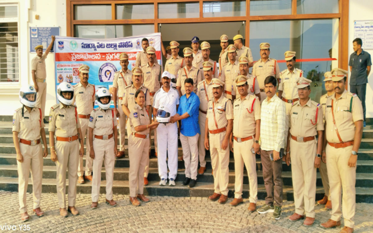 సూర్యాపేట‌లో పోలీసుల భారీ బైక్ ర్యాలీ