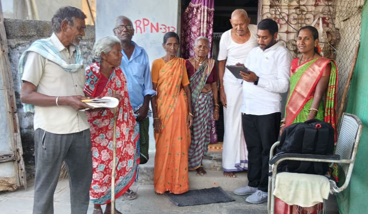 Ramagiri | ప్రజల ఉపాధి స్థితి గతుల పిరియాడిక్ లేబర్ ఫోర్స్ సర్వే.. ఉమ్మడి జిల్లా గణాంక శాఖ అధికారి గుర్రం శ్రీనివాస్ గౌడ్