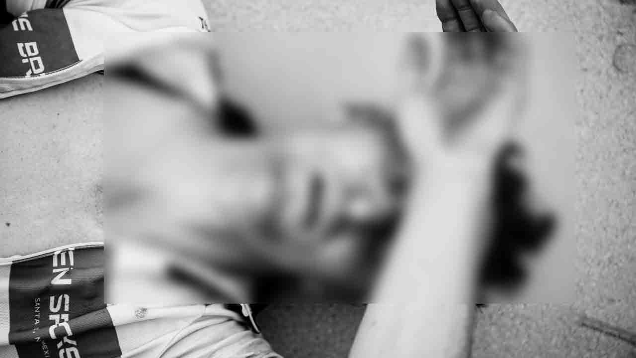 వడదెబ్బతో ముగ్గురు కూలీలు మృతి