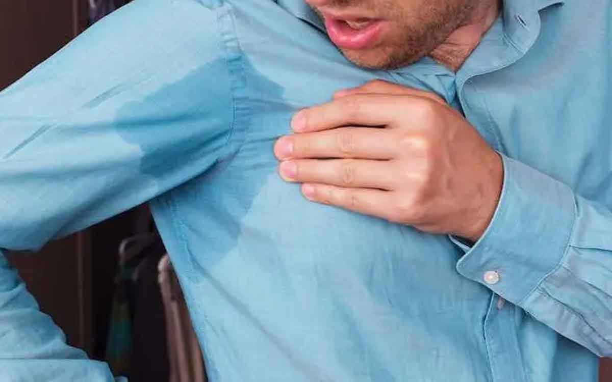 Over Sweating | అధికంగా చెమ‌ట ప‌ట్ట‌డం, ఎక్కువ సేపు ఉండ‌డం.. దేనికి సంకేతం, ఏం చేయాలి..?