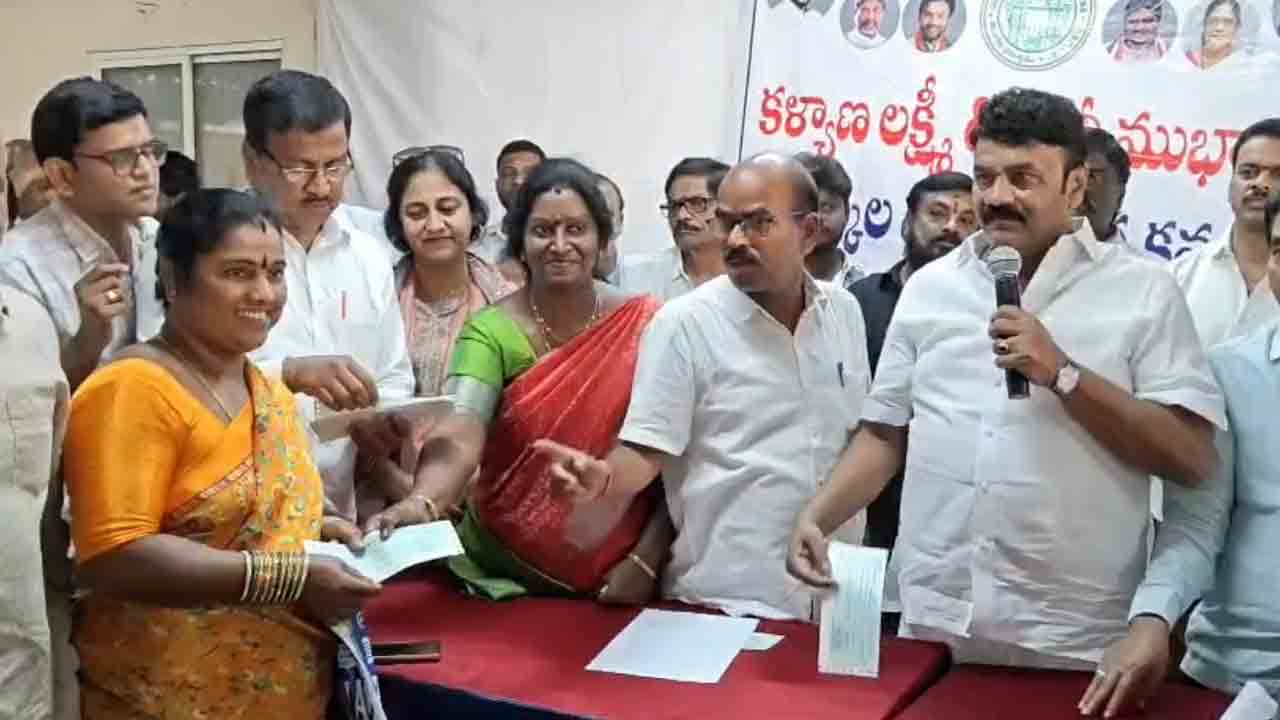 Talasani Srinivas Yadav | తులం బంగారం ఎప్పుడు ఇస్తారని ప్రజలు ప్రశ్నిస్తున్నరు : ఎమ్మెల్యే తలసాని