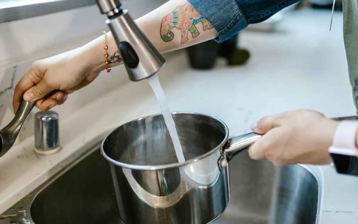 Tap Water | వంట చేసేందుకు ట్యాప్ నీరు వాడుతున్నారా..? అయితే జాగ్ర‌త్త‌..!