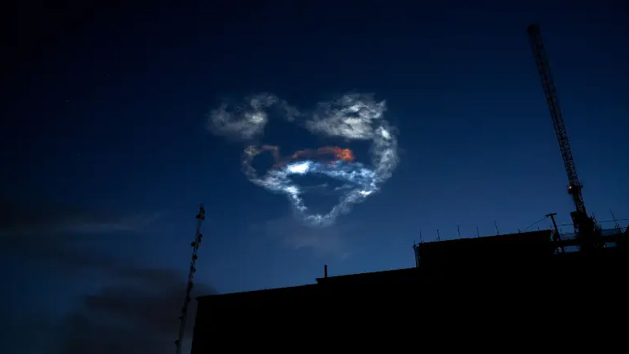 Iran: 160 శ‌త్రు డ్రోన్ల‌ను కూల్చేశాం: ఇరాన్ క‌మాండ‌ర్‌