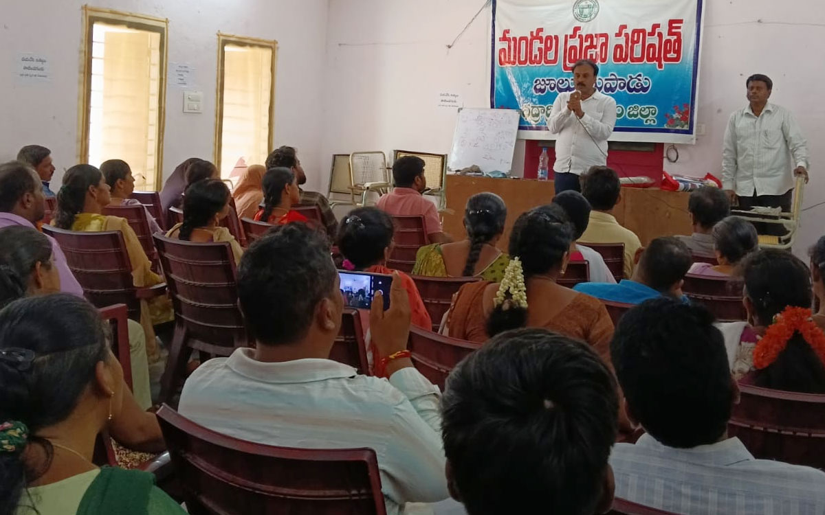 ‘ఉపాధి హామీ పథకం మేట్‌లతోనే విజయం’