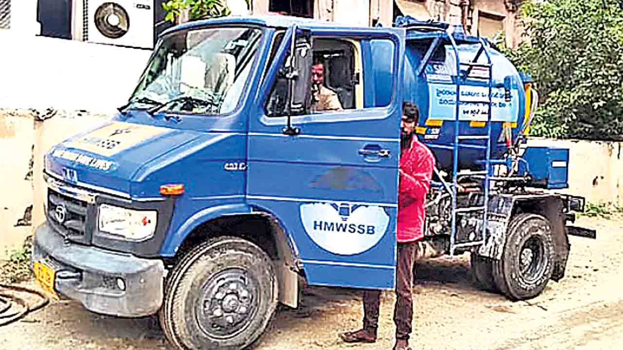 జెట్టింగ్‌ యంత్రాల టెండర్లలో గోల్‌మాల్‌