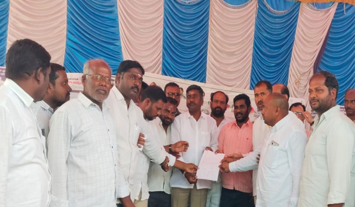 Vemulawada | గ్రామీణ ప్రాంత విద్యుత్ రంగంలో కీలకమైన సెస్‌ను రద్దు చేయొద్దని నిరసన