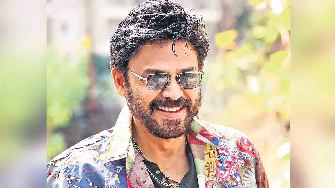 రైల్వేస్టేషన్‌లో ఆదర్శకుటుంబం?