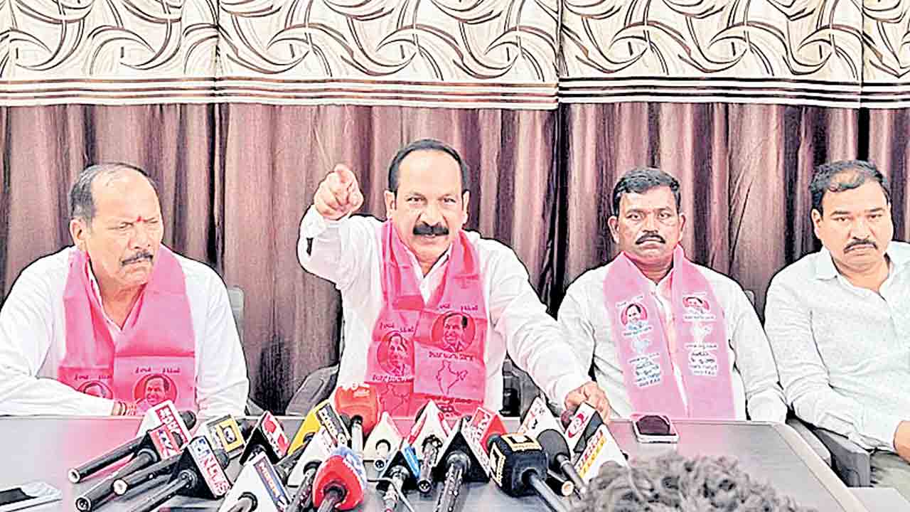 రైతు సదస్సుతో కాంగ్రెస్‌ వెన్నులో వణుకు