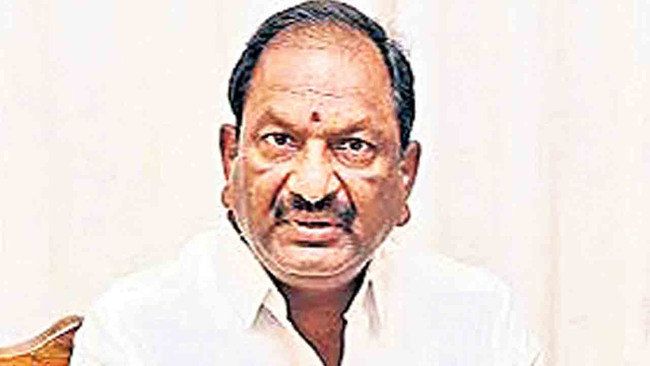 రెచ్చగొట్టేలా మాట్లాడటం బండి నైజం