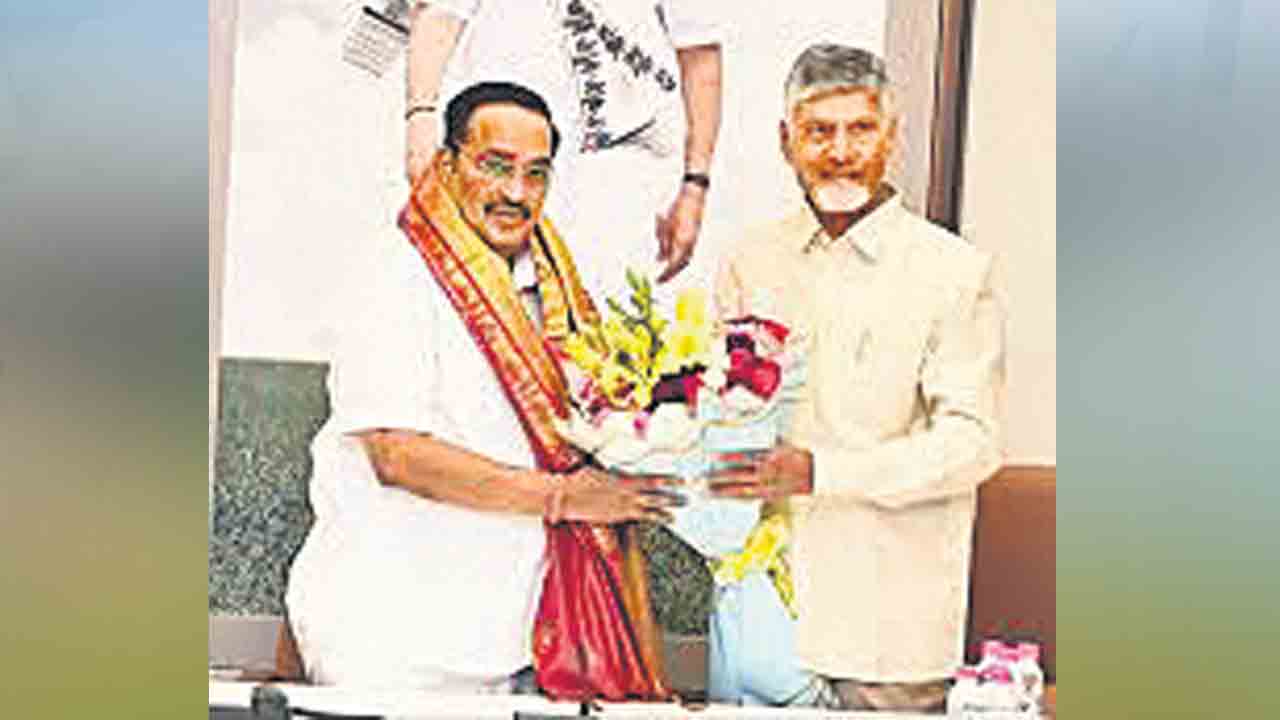 బనకచర్లకు అనుమతులివ్వండి.. కేంద్ర జల్‌శక్తిశాఖ మంత్రికి చంద్రబాబు వినతి