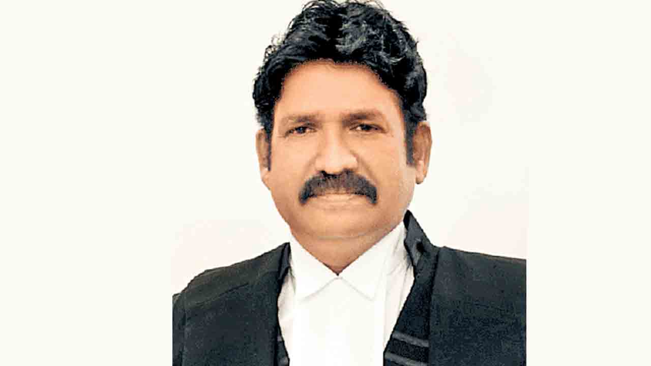సత్యమే గెలిచింది.. భూదందాను పట్టిచ్చిన తప్పుడు స్టాంప్‌ పేపర్లు