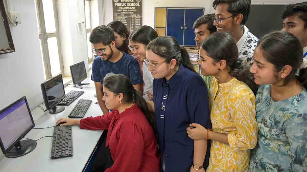 20 వరకు బీసీ గురుకుల దరఖాస్తులు
