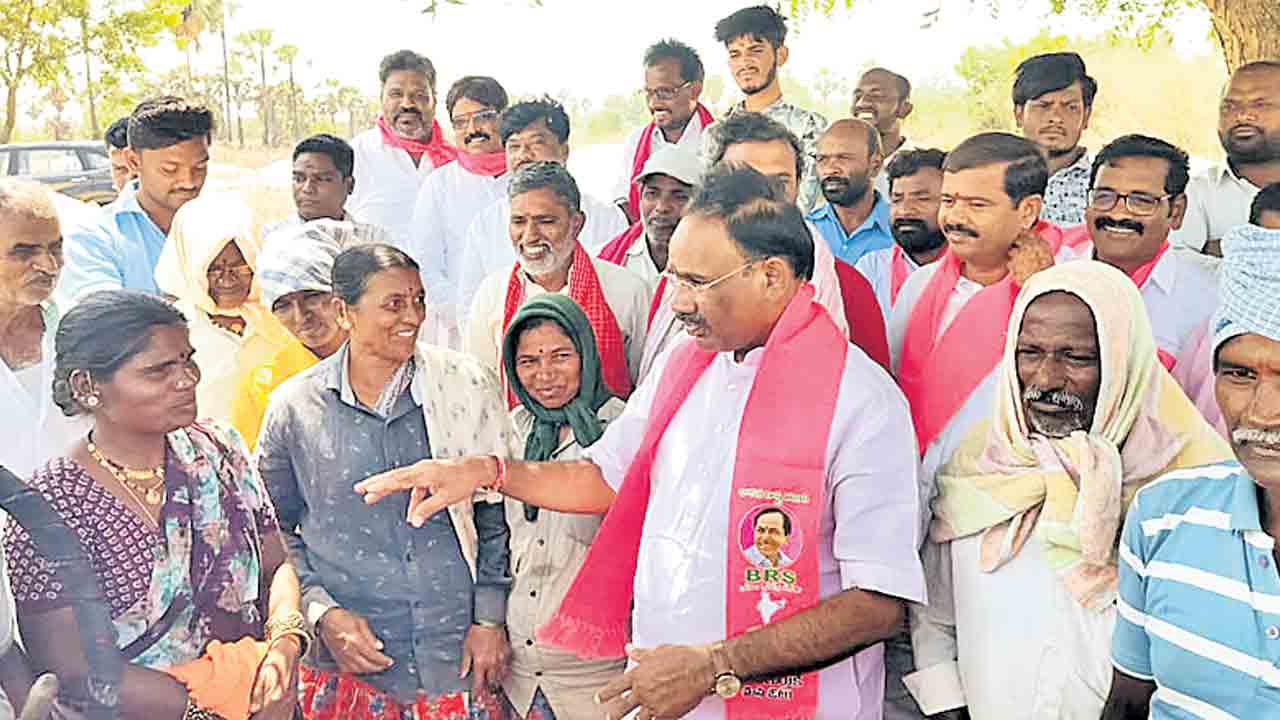 రైతుల సమస్యలు పరిష్కరించాలి