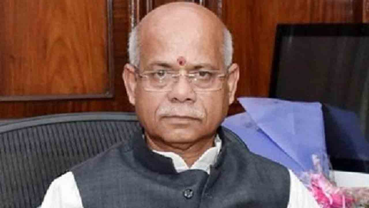 వర్సిటీలపై సమగ్ర నివేదిక ఇవ్వండి.. గవర్నర్‌ శివప్రతాప్‌ శుక్లా