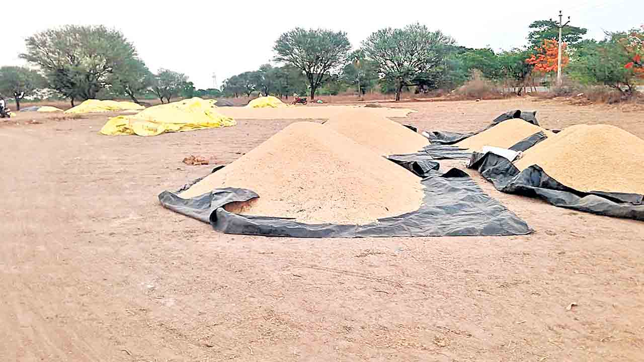 కనీస సౌకర్యాలు కరువు