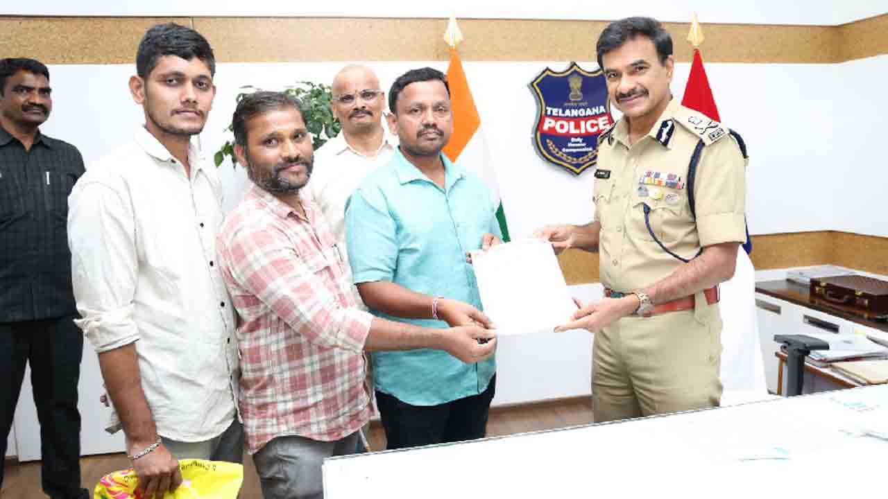 డ్రగ్స్‌ నిర్మూలనపై అవగాహన కల్పిస్తాం