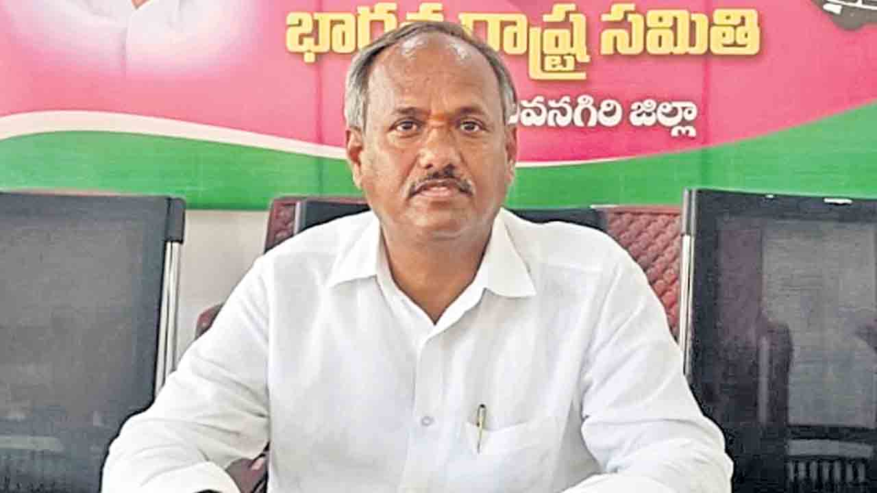 సీఎం పర్యటనతో ఒరిగింది శూన్యం.. జిల్లాలోని ల్యాండ్‌, క్రషర్‌ మాఫియాకు అధికారులు అండ