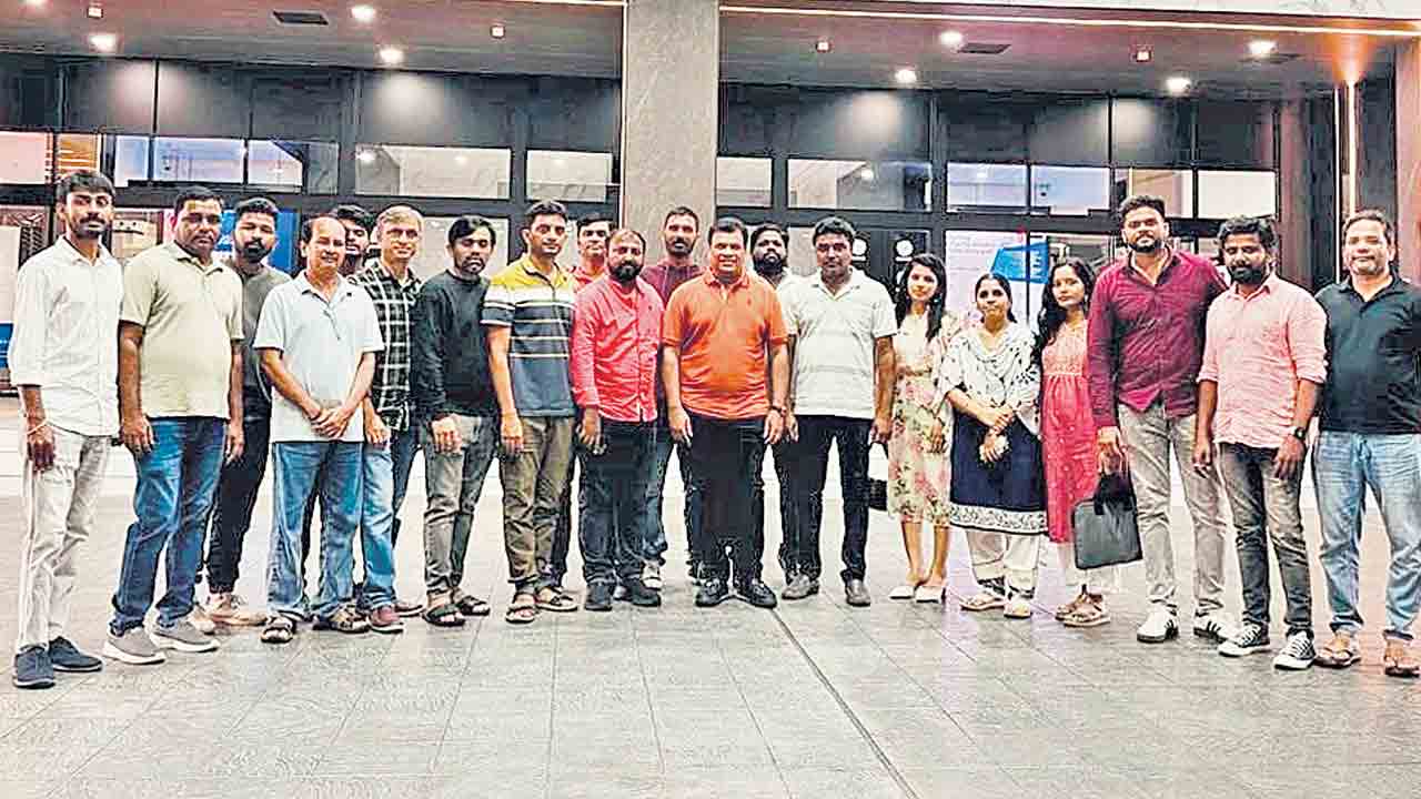 మలేషియాలో చకచకా ‘ఆవిర్భావ’ ఏర్పాట్లు.. పర్యవేక్షిస్తున్న మహేశ్‌ బిగాల