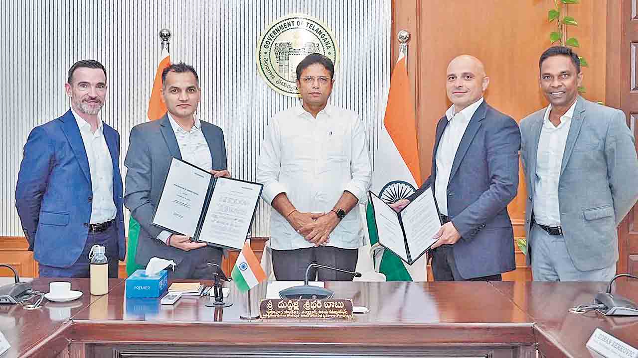 హైదరాబాద్‌లో రీజెనెరాన్‌ జీసీసీ.. రాష్ట్ర ఐటీ, పరిశ్రమల శాఖల మంత్రి శ్రీధర్‌ బాబు