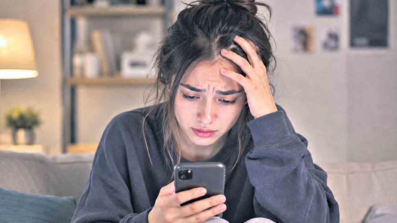 ఇగ్నోర్‌ ప్లీజ్‌..