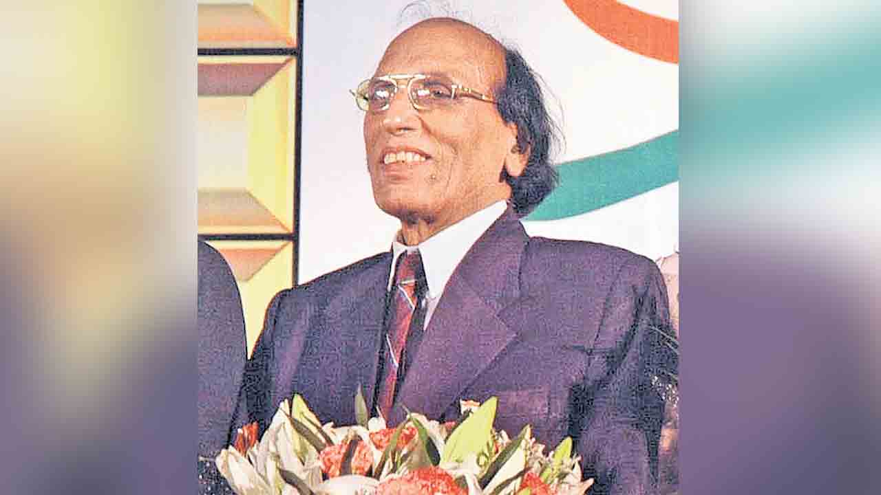 ప్రముఖ కవి బషీర్‌ బద్‌ అస్తమయం
