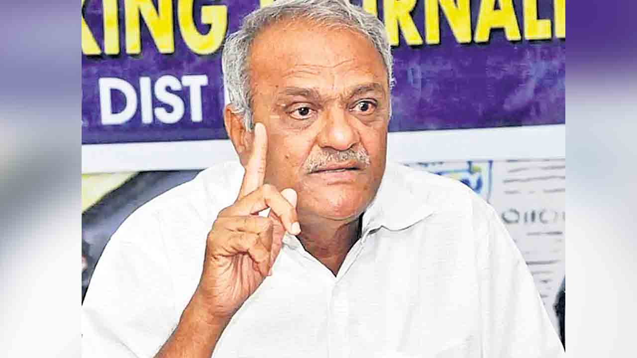 టికెట్ల ధరల పెంపు ఆందోళనకరం : నారాయణ