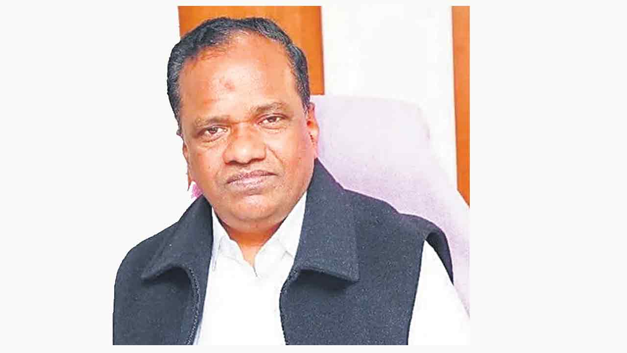 అన్నదాతల ఆక్రందనలు పట్టవా?