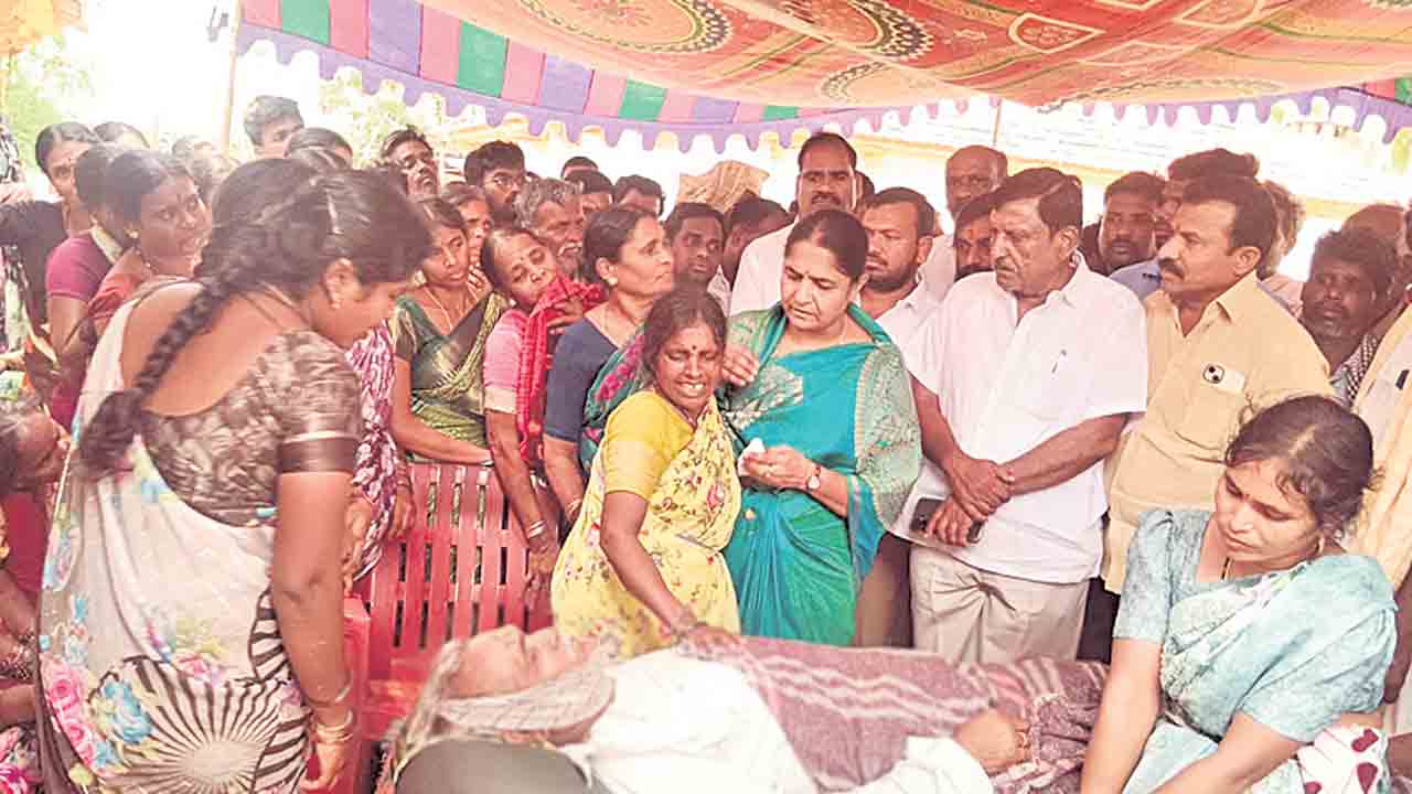 ధాన్యం కొనుగోళ్లలో ప్రభుత్వం విఫలం