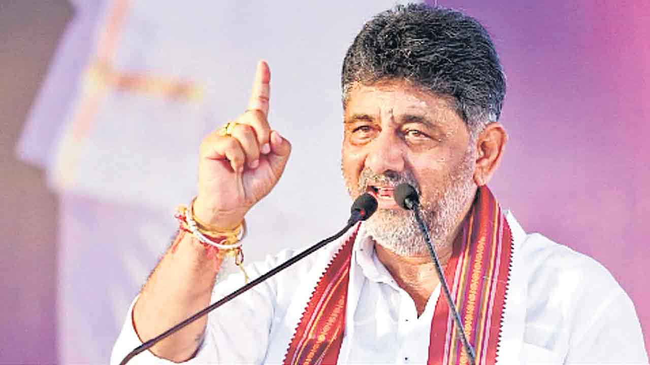 దేశంలోనే ధనిక ముఖ్యమంత్రి డీకే