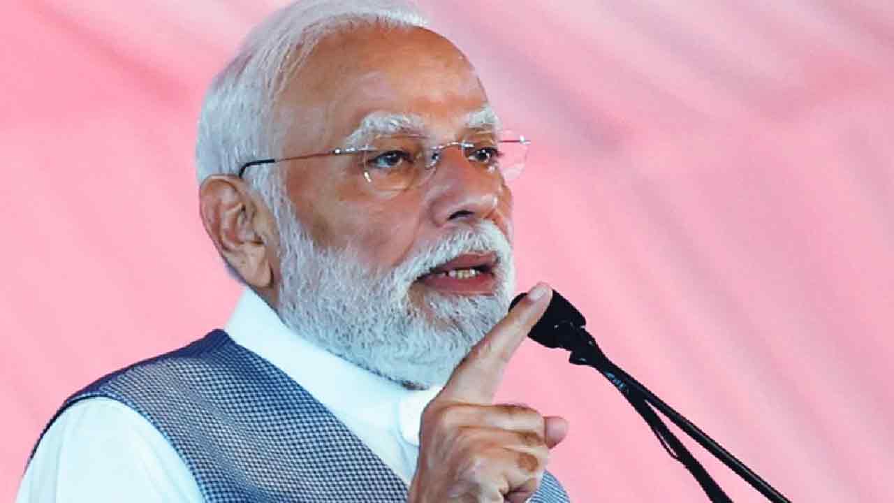 వర్క్‌ఫ్రమ్‌ హోమ్‌.. ఆన్‌లైన్‌ తరగతులు