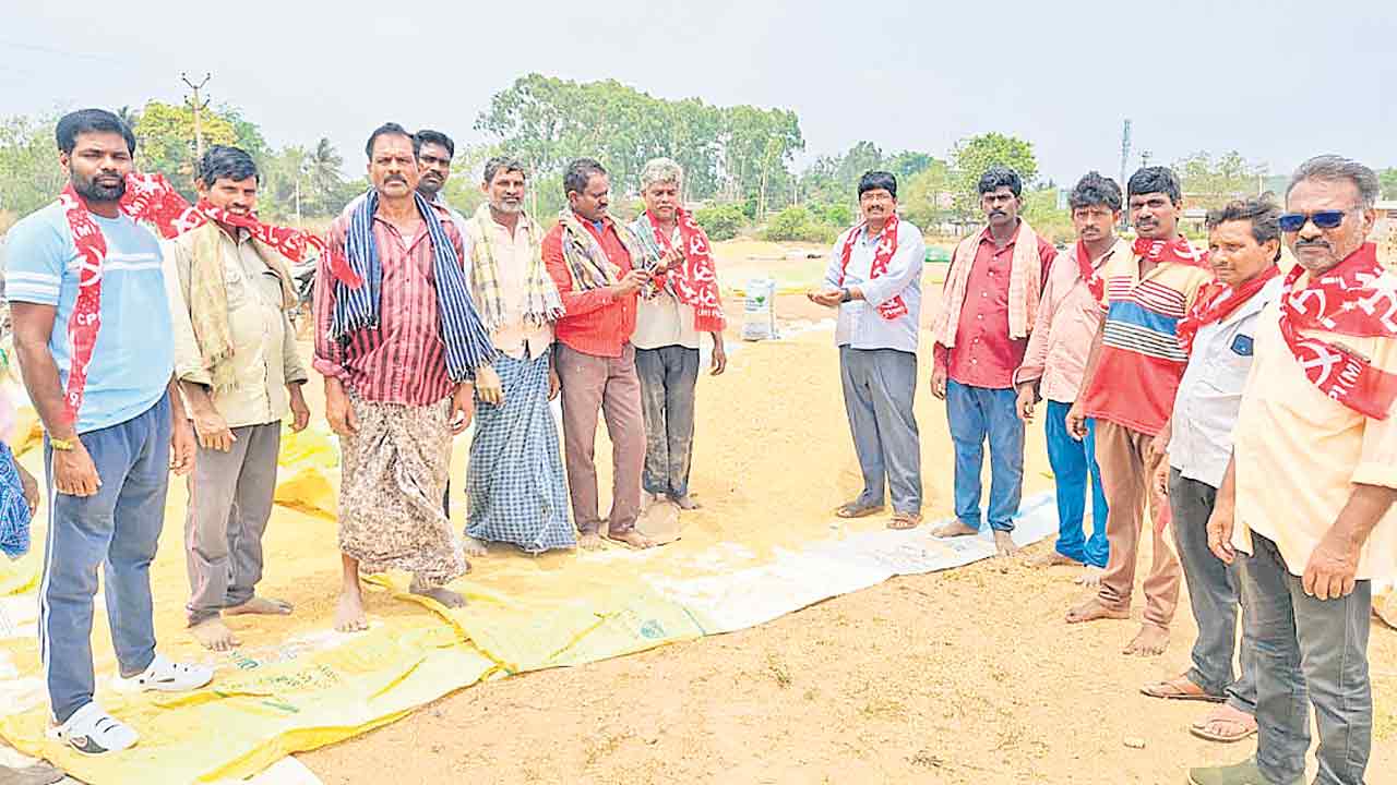 పంటల కొనుగోలులో సర్కార్‌ విఫలం