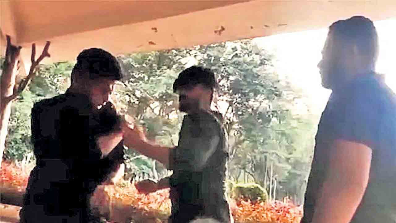 తండ్రి అధికార బలంతో కొడుకు అరాచకాలు