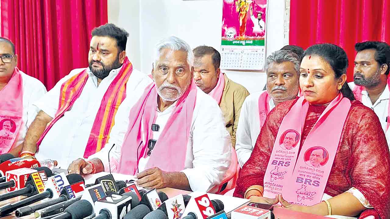 మేఘా లాంటి కాంట్రాక్టర్ల కోసమే