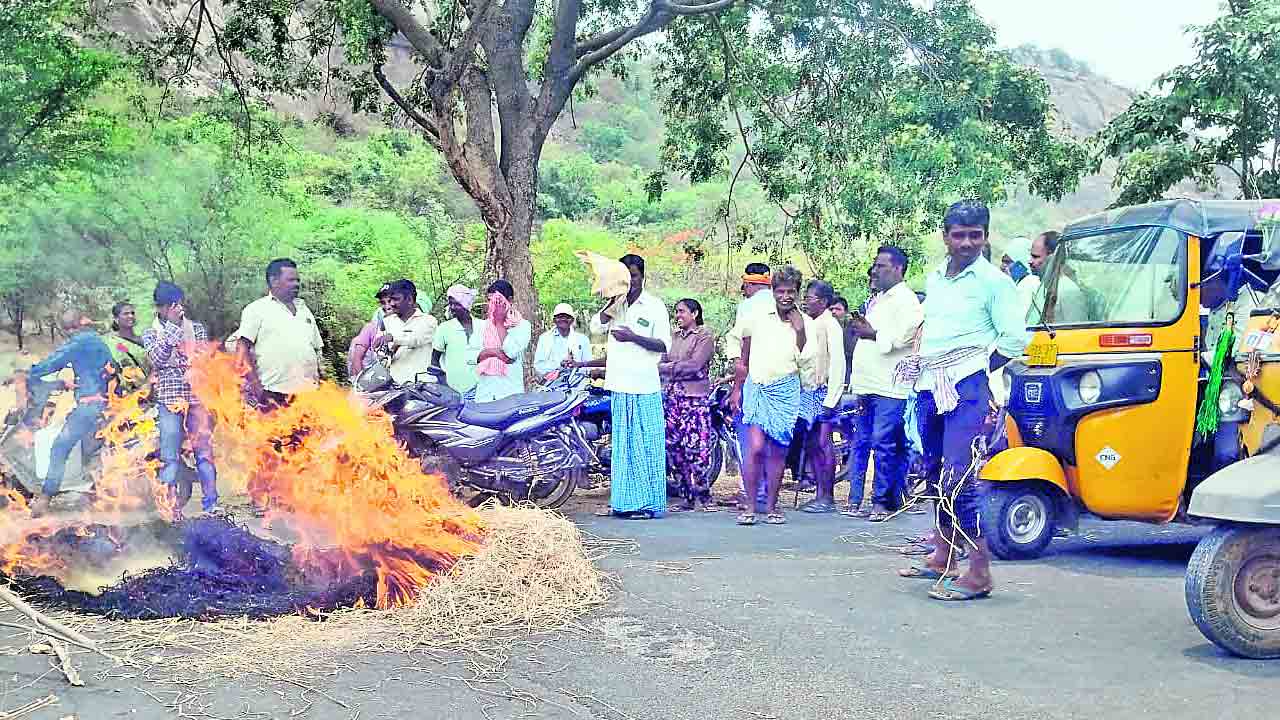 కడుపు మండి.. అగ్గి పెట్టి..