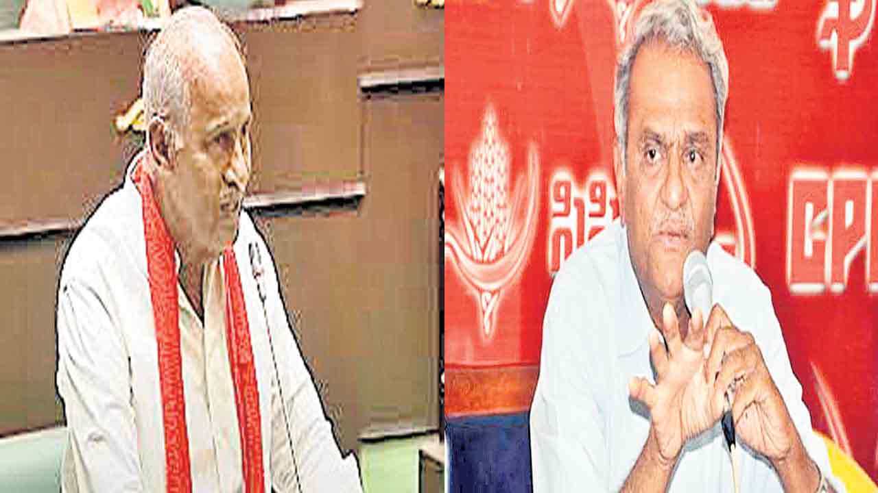 రాజకీయ విశ్లేషకులపై కేసులు సరికాదు