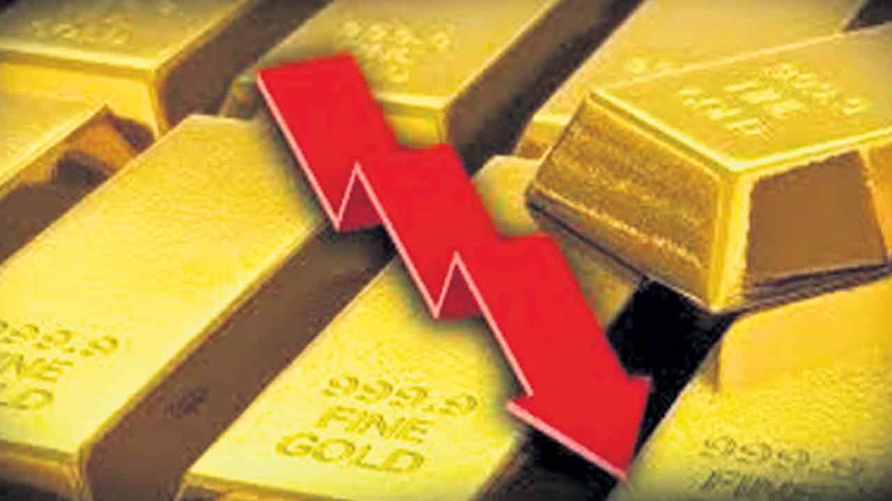 పదేండ్ల కనిష్ఠానికి గోల్డ్‌ డిమాండ్‌!