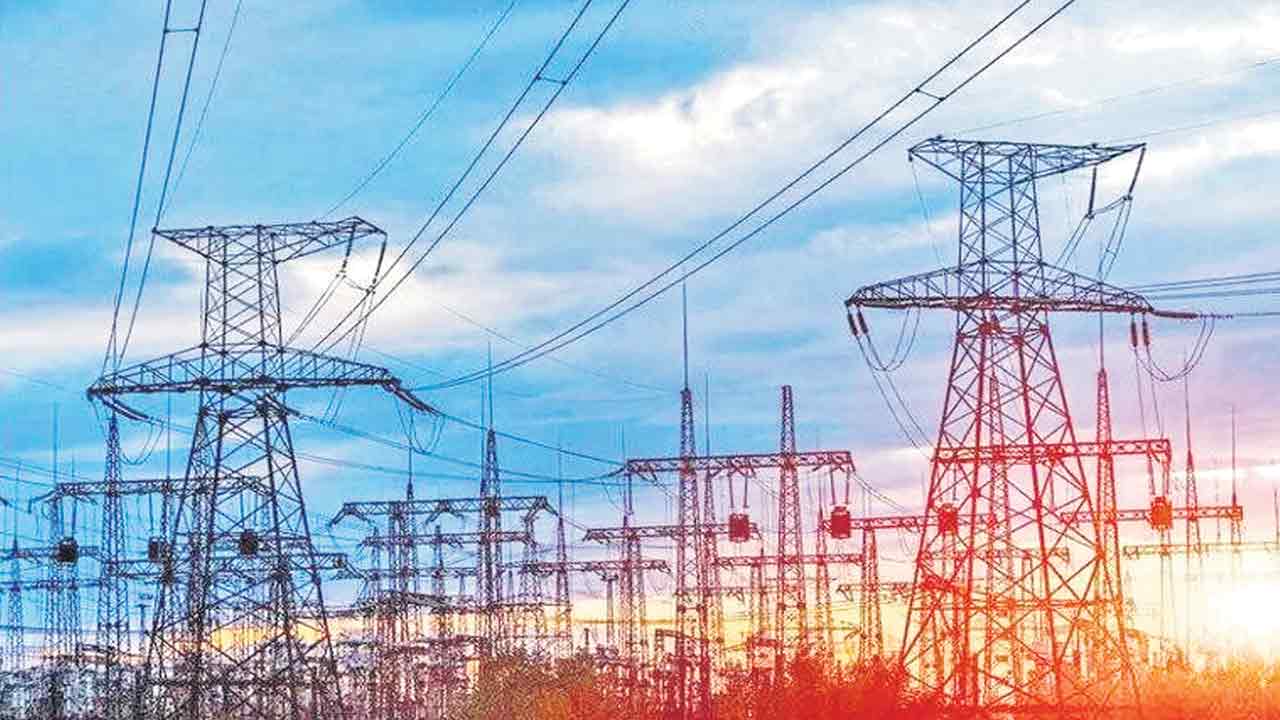 Ryhtu Discom | రైతు డిస్కమ్‌లోనూ ఆంధ్రావాళ్లే.. పాగా వేసేందుకు అనేక మంది ఏపీ ఉద్యోగుల ఆప్షన్లు!