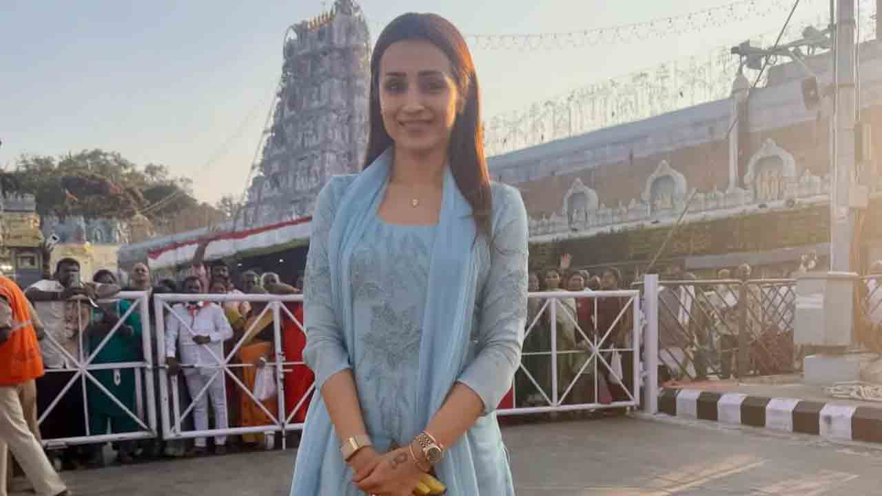 ట్రెండింగ్‌లో త్రిష