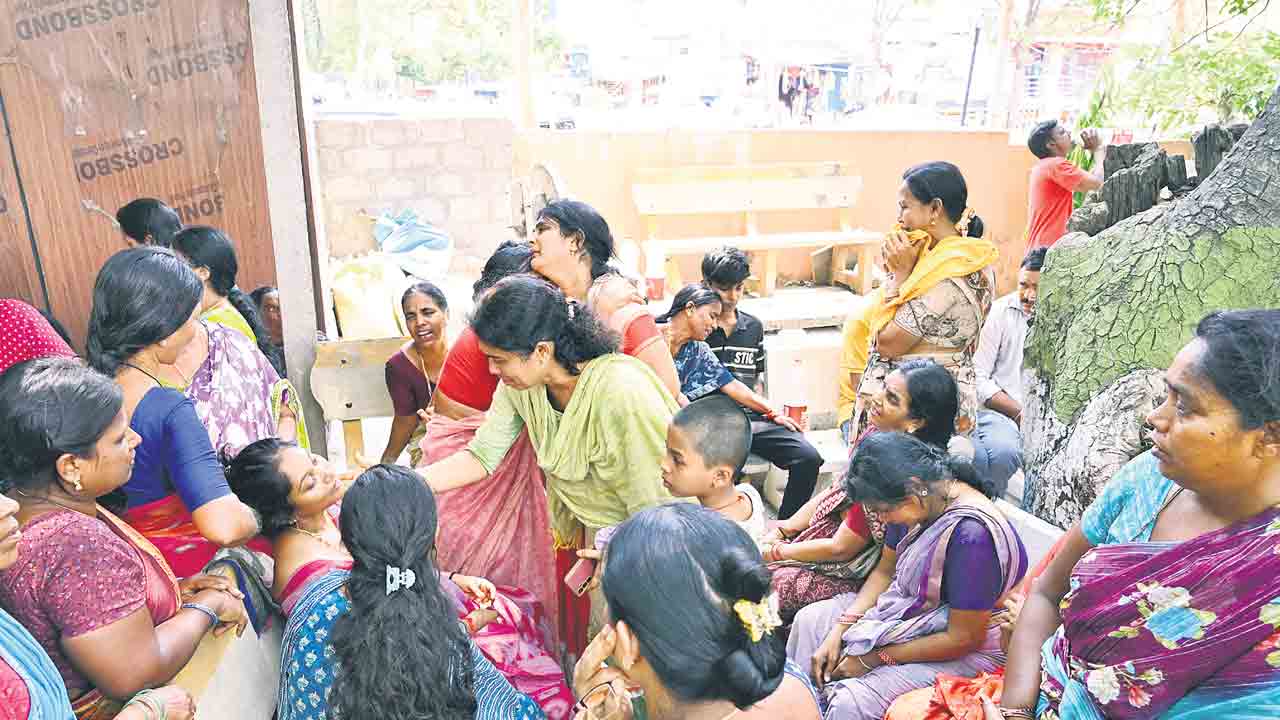 మానేరుతీరం శోకసంద్రం