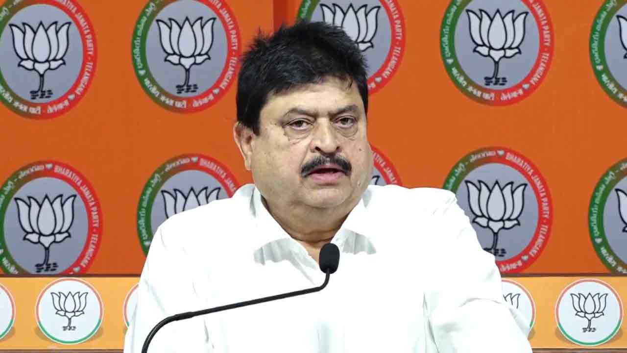 బండి భగీరథ్‌ పారిపోలేదు.. బండి సంజయ్‌ తప్పు చేయలేదు.. రాంచందర్‌రావు కీలక వ్యాఖ్యలు