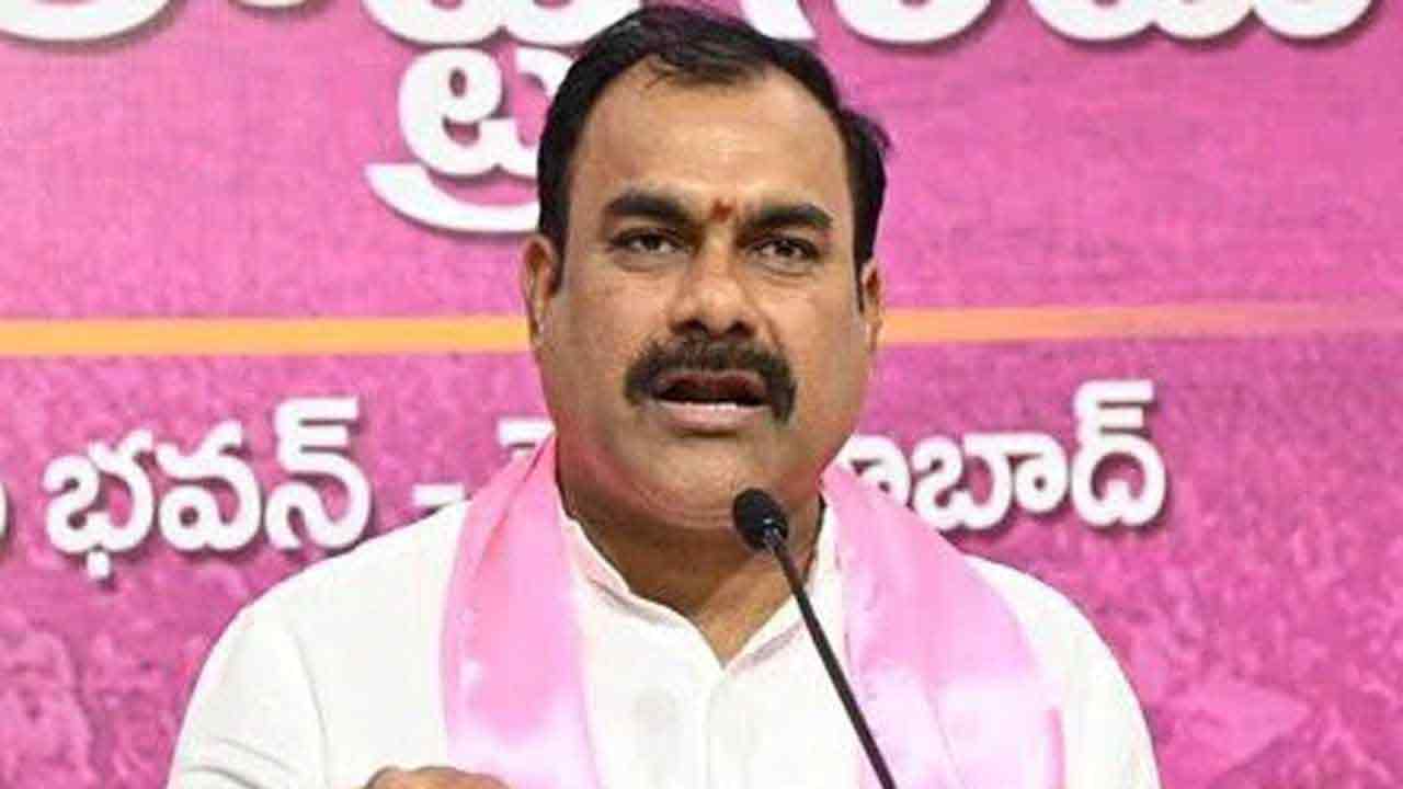 బండి సంజయ్‌ రాజీనామా చేయాలి