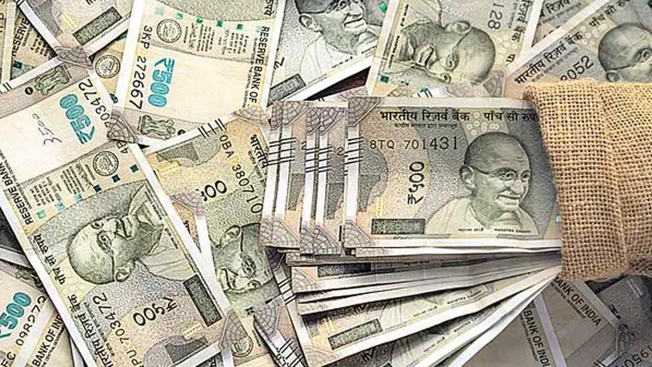 రిటైర్డ్‌ ఉద్యోగుల జీపీఎఫ్‌ బకాయిలు రూ.2,000 కోట్లు విడుదల