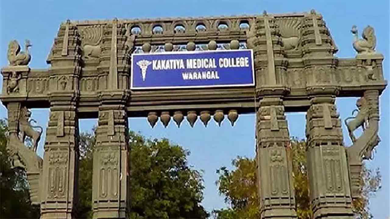 వరంగల్‌ నర్సింగ్‌ కళాశాలలో ర్యాగింగ్‌