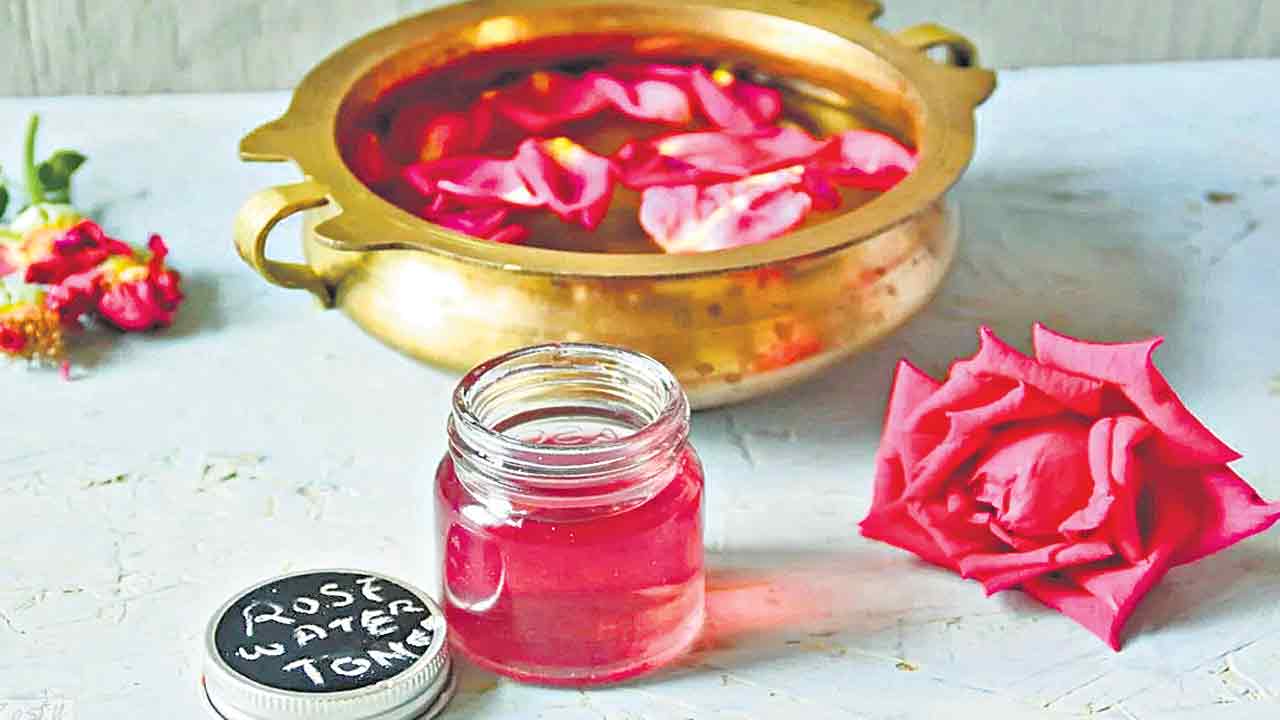 ఇంట్లోనే రోజ్‌ వాటర్‌