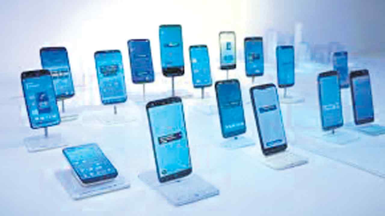 స్మార్ట్‌ఫోన్‌ అమ్మకాలు ఢమాల్‌!